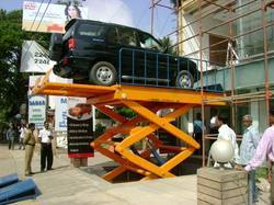 Hydraulic Automotive Lifts - 40 Feet Maximum Lift Height, 2000 to 6000 Kgs Capacity