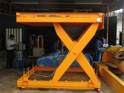 Hydraulic Scissors Lift - Maximum Lift Height 17 Feet, Capacity 5000 to 10000 Kgs for Heavy Loads
