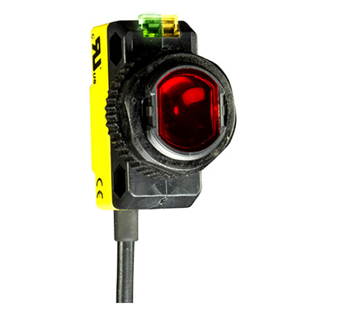 Photoelectric Sensor - Input: Complementary Solid-State Pnp
